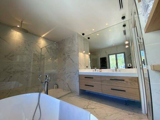 SALLE DE BAIN HAUT DE GAMME