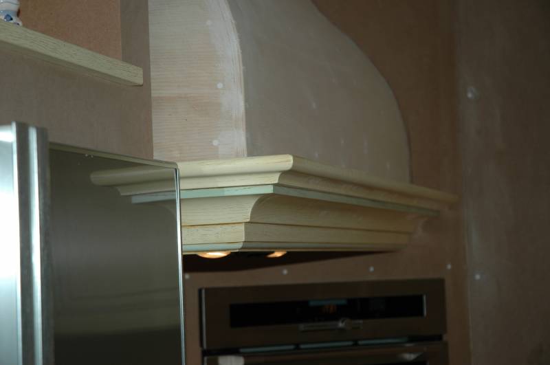 CONCEPTION D'UNE CUISINE SUR MESURE AU STYLE RESOLUMENT PROVENCALE POUR UNE VILLA A ALLAUCH