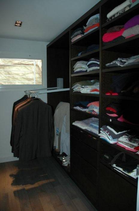 Conception et fabrication de Dressing Chêne teinté Wengé à Marseille