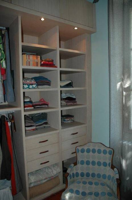 Dressing avec tiroir équipé de coulisse ouverture totale et amorti